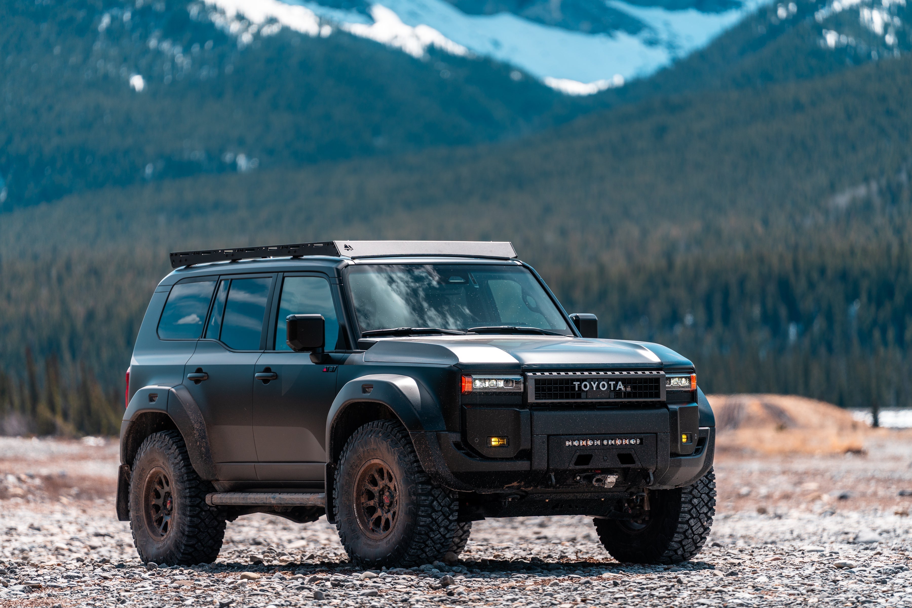 Arctic Trucks LC250 AT37