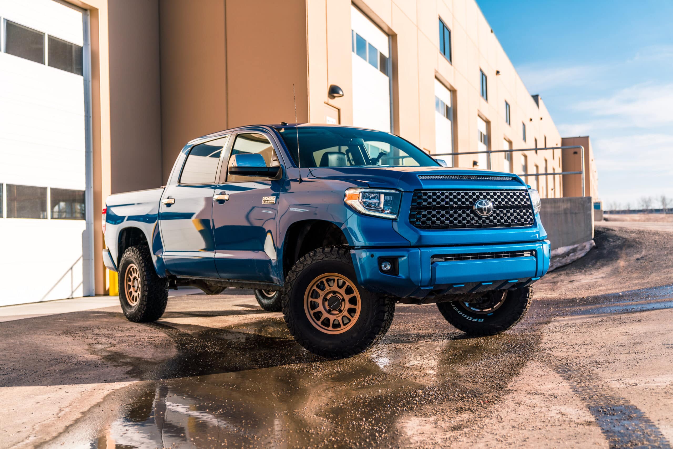 KA35s TUNDRA