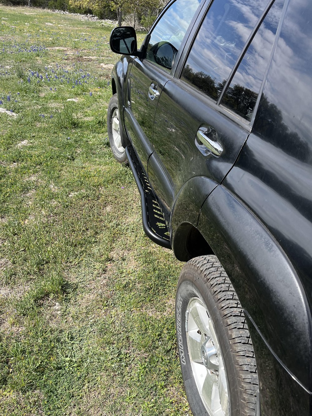 Greenlane 4th Gen 4Runner Hybrid Sliders with Bump Out