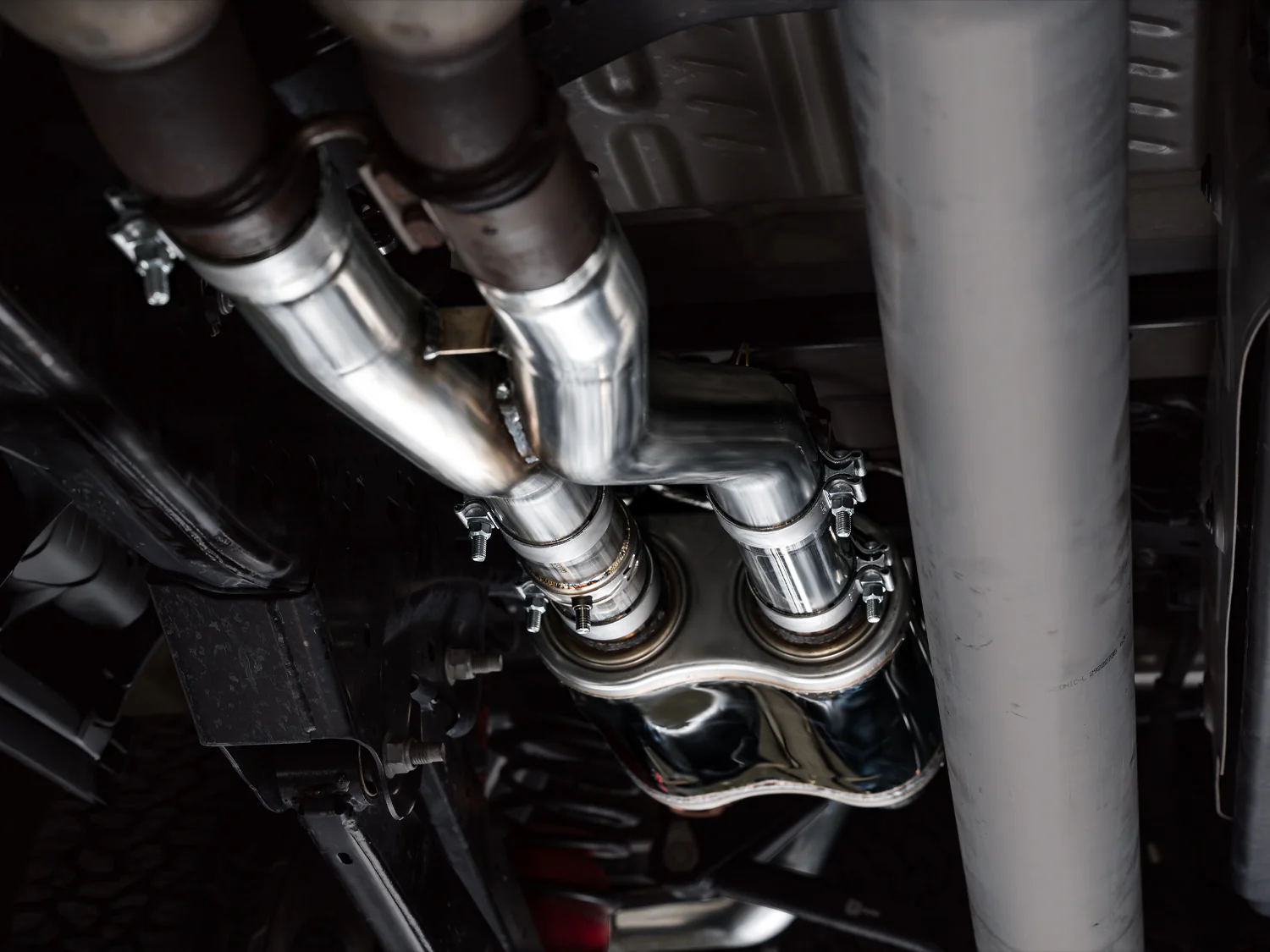 AWE Switchpath Exhaust for 2022-2026 Ford Raptor R