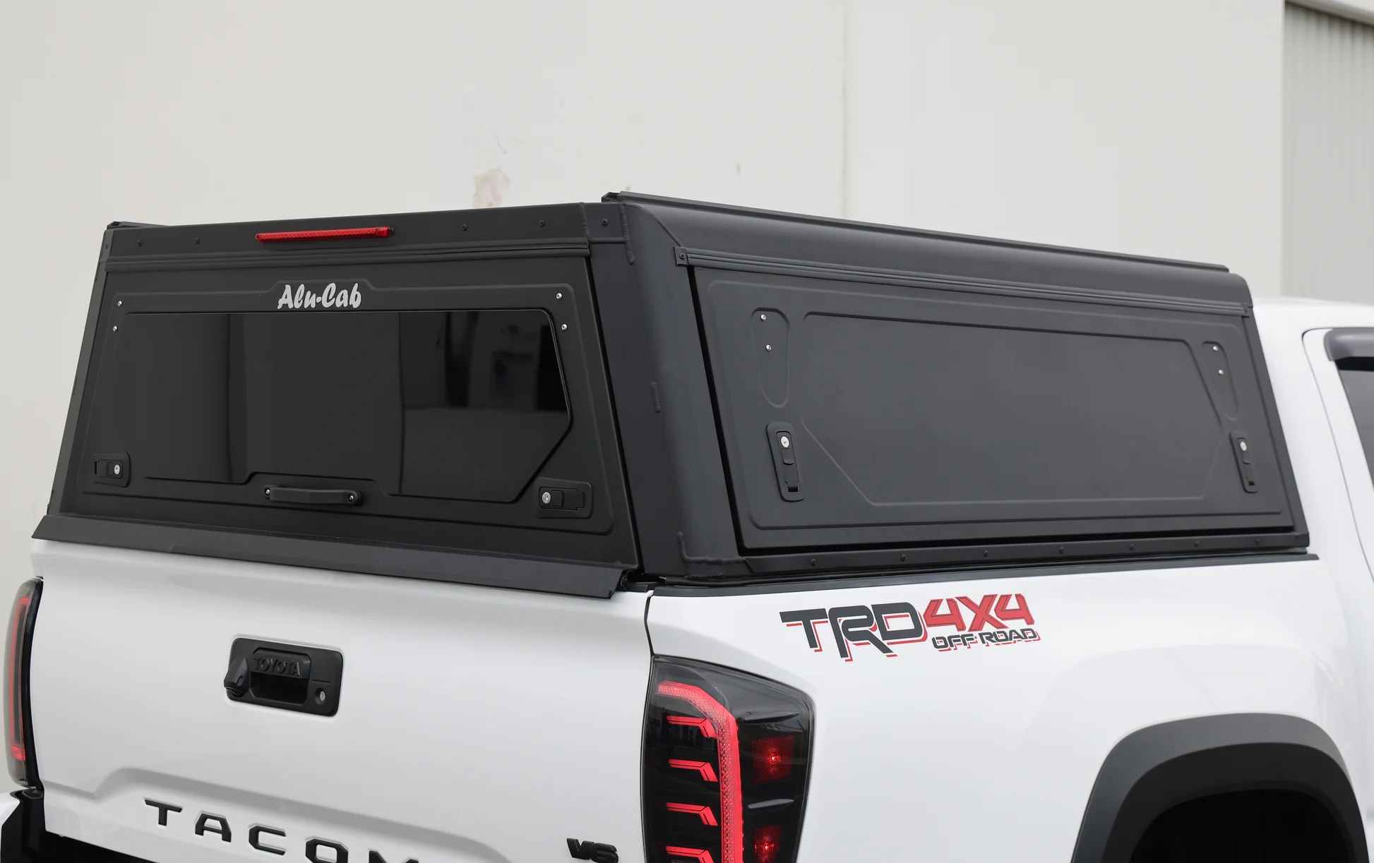 Alu-Cab 2016-2023 Toyota Tacoma Contour Canopy