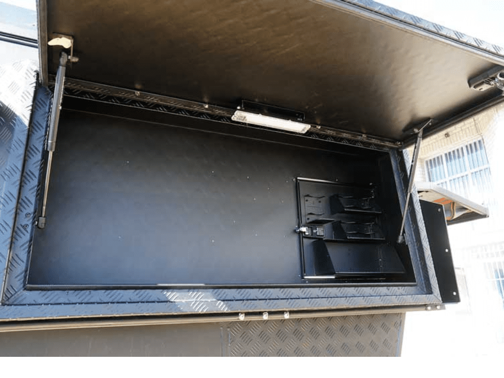Alu-Cab Khaya Camper Basic