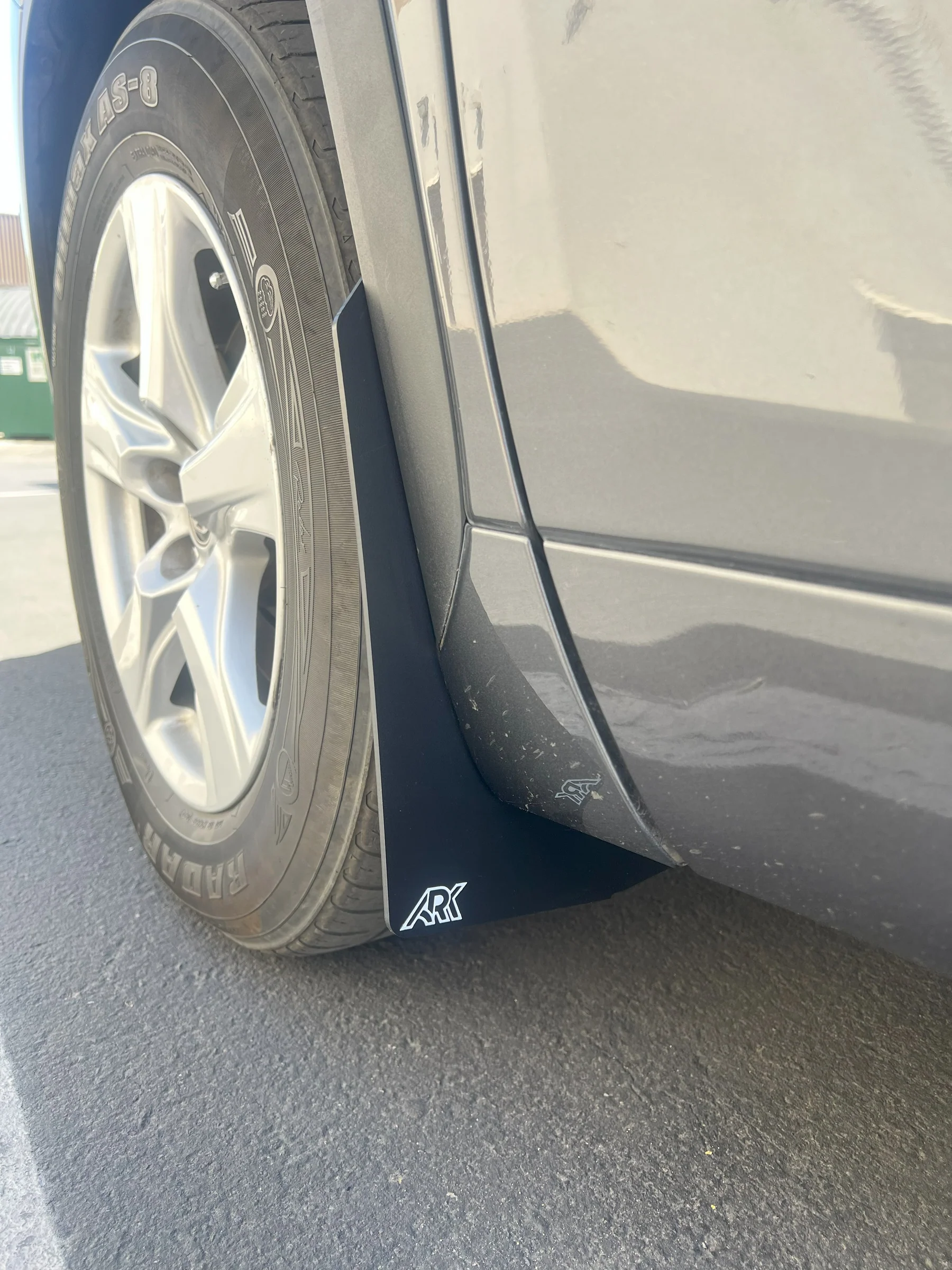 Ark 2020+ Toyota Highlander TriXPoly Mid Mudflaps