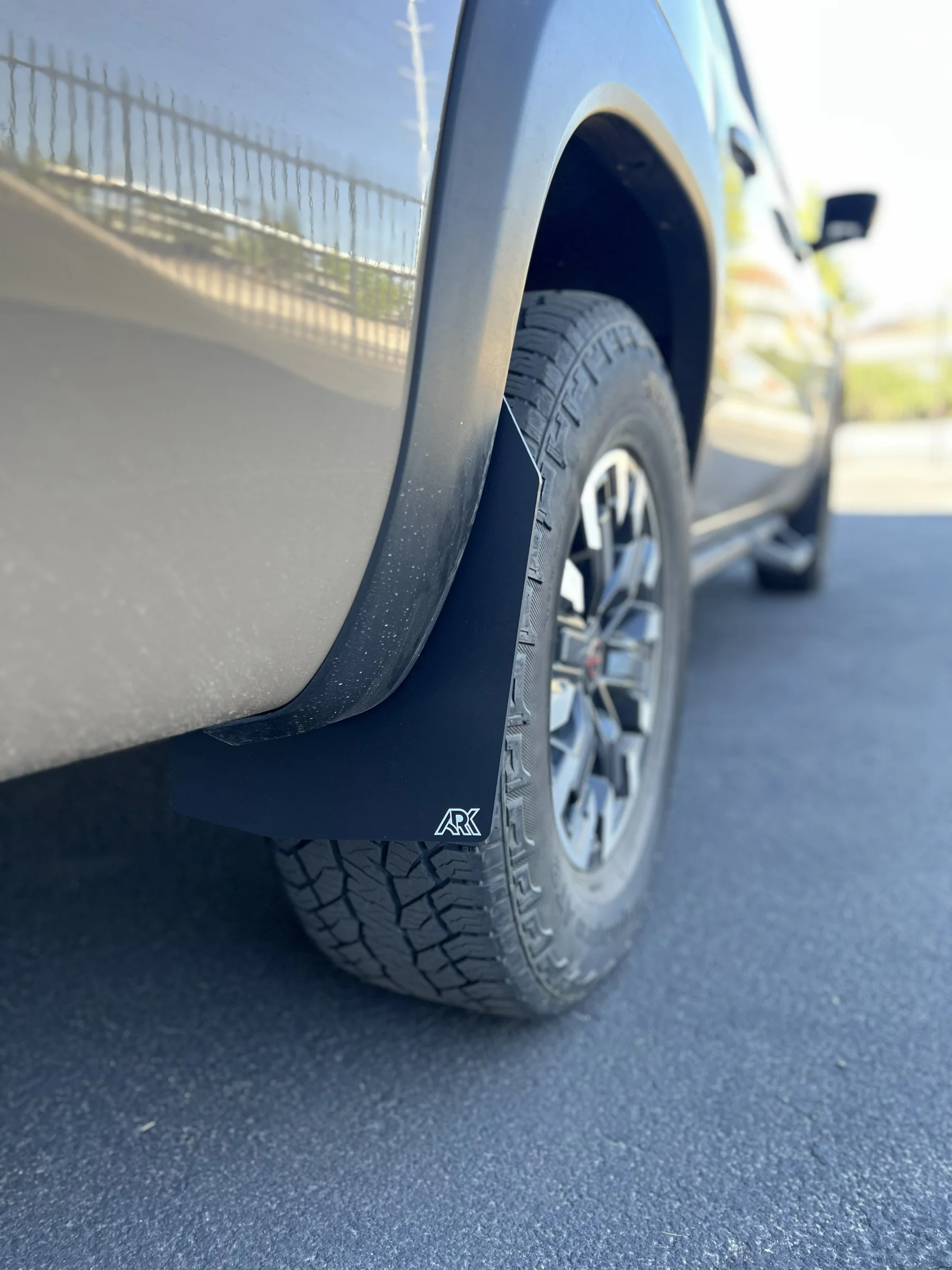 Ark 2022-2026 Nissan Frontier Pro4X TriXpoly Mid Mudflaps