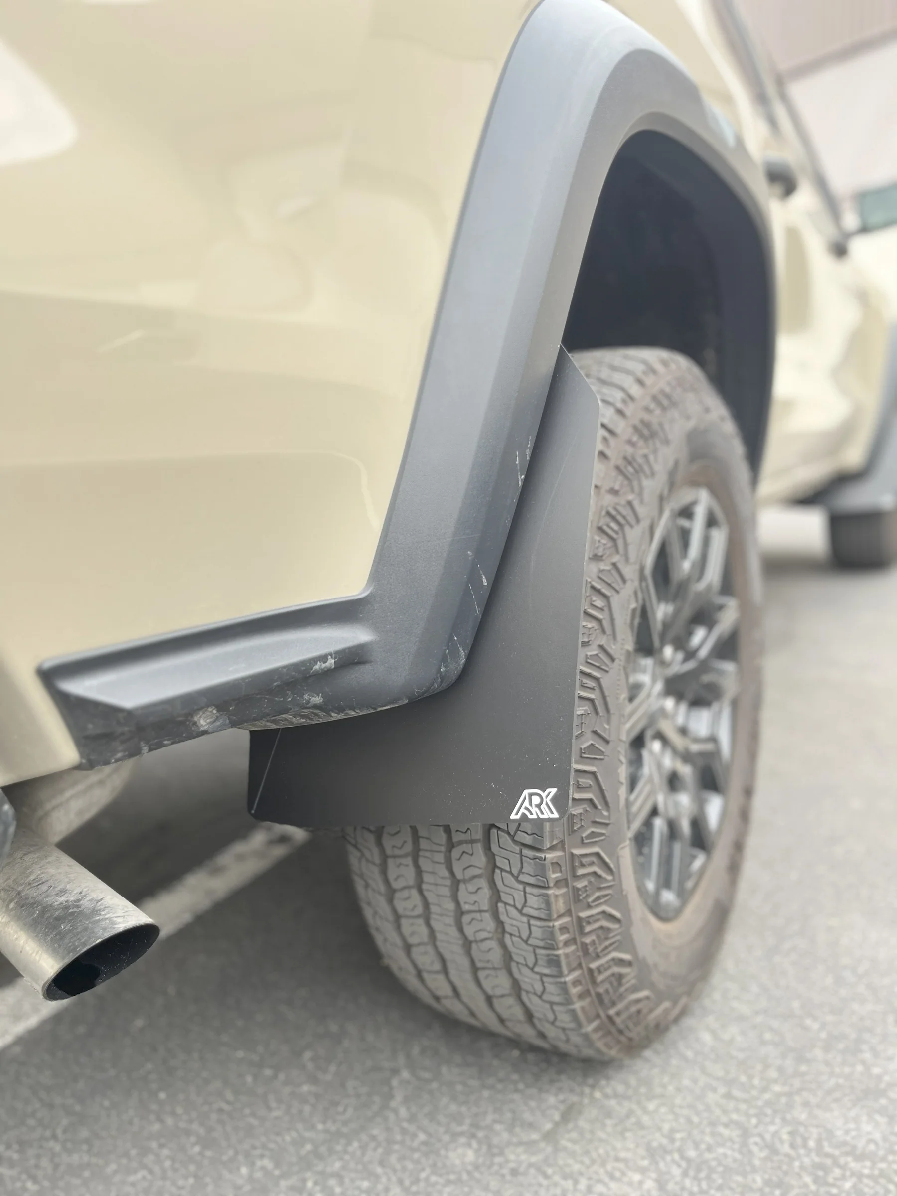 Ark 2023+ Chevrolet Colorado ZR2/Trailboss TriXPoly Mid Mud Flaps