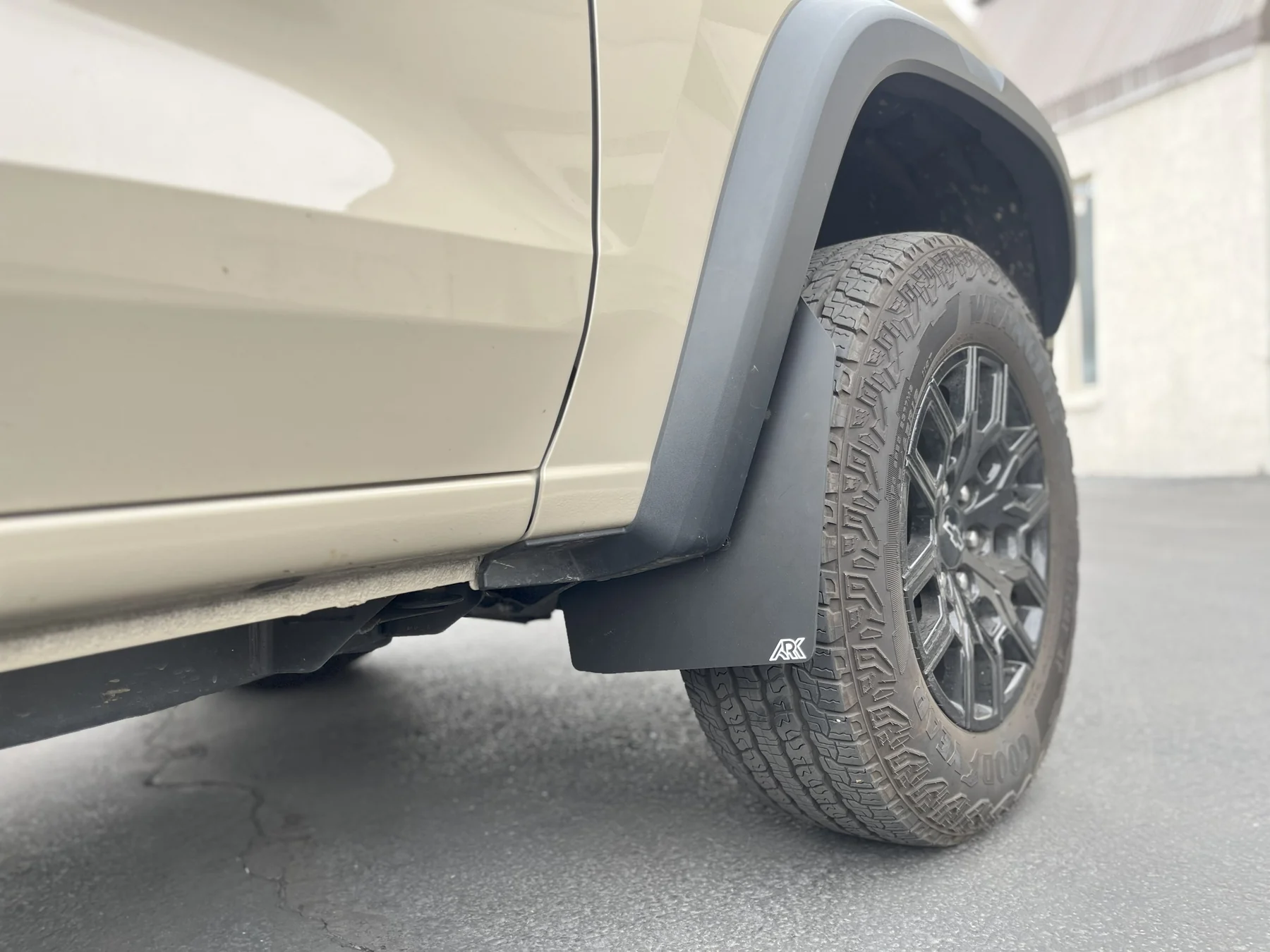Ark 2023+ Chevrolet Colorado ZR2/Trailboss TriXPoly Mid Mud Flaps