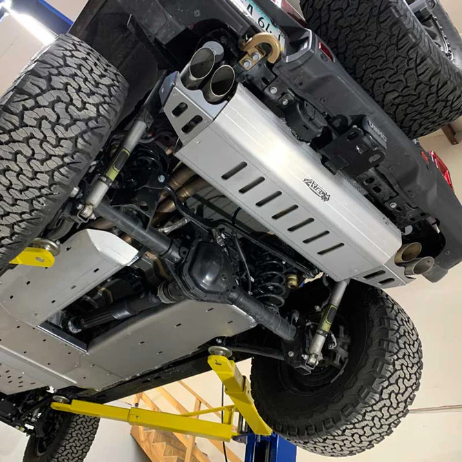 Artec Industries JLU 392 Muffler & Tip Skid