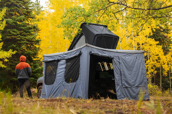Freespirit Recreation 270 Awning Room