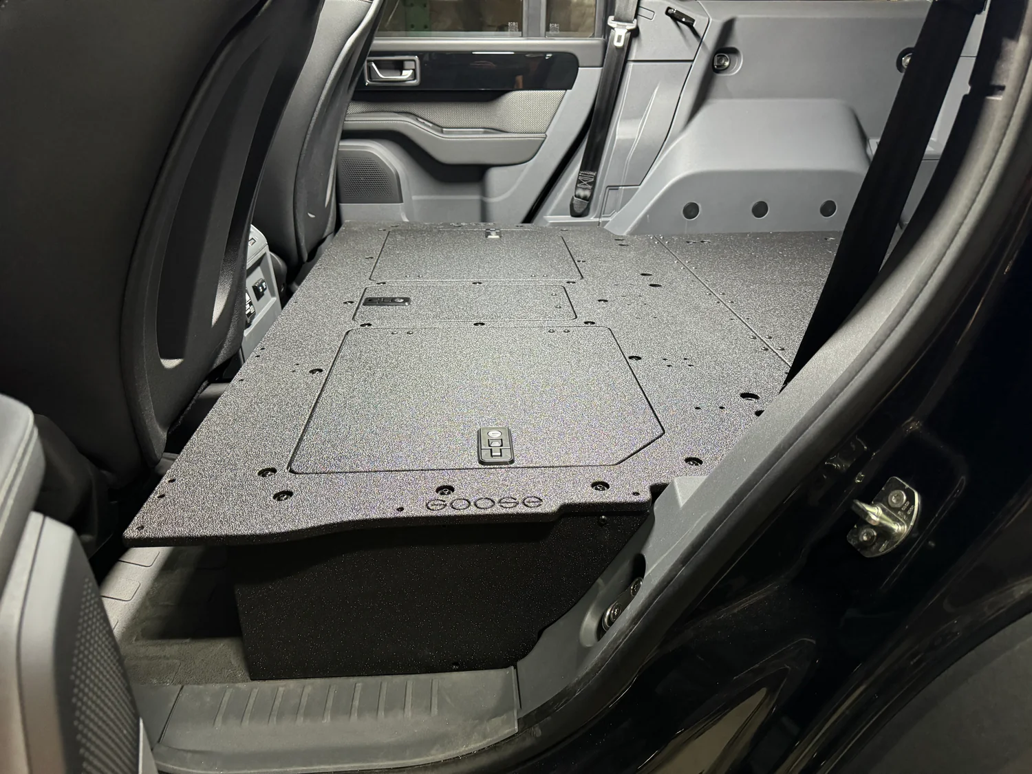 Goose Gear Ineos Grenadier 2024-2026 Second Row Seat Delete Plate System