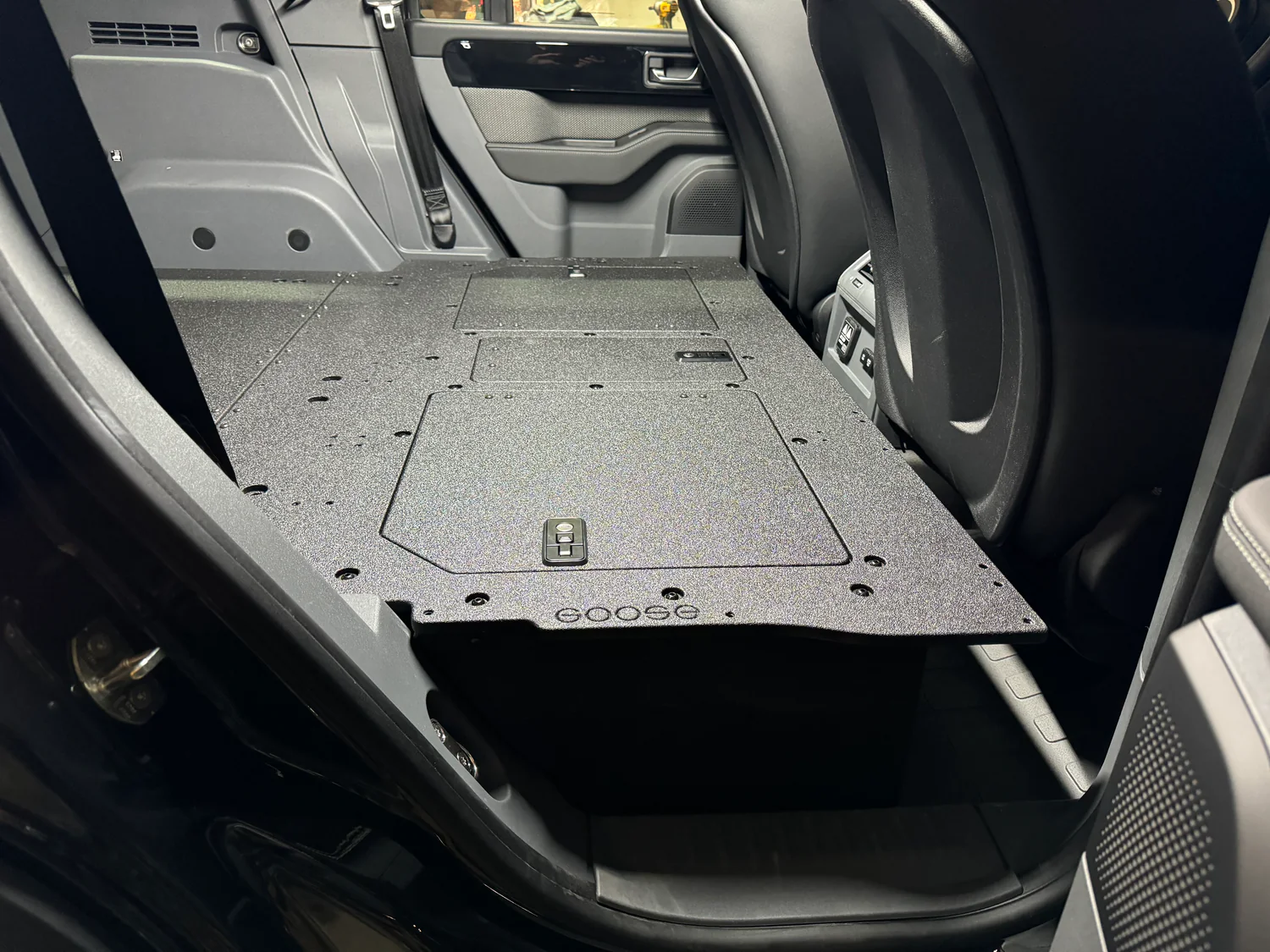 Goose Gear Ineos Grenadier 2024-2026 Second Row Seat Delete Plate System