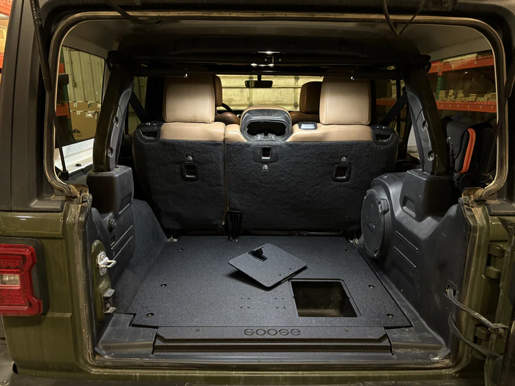 Goose Gear Jeep Wrangler JLU 4 Door 2018-2026 Rear Plate System