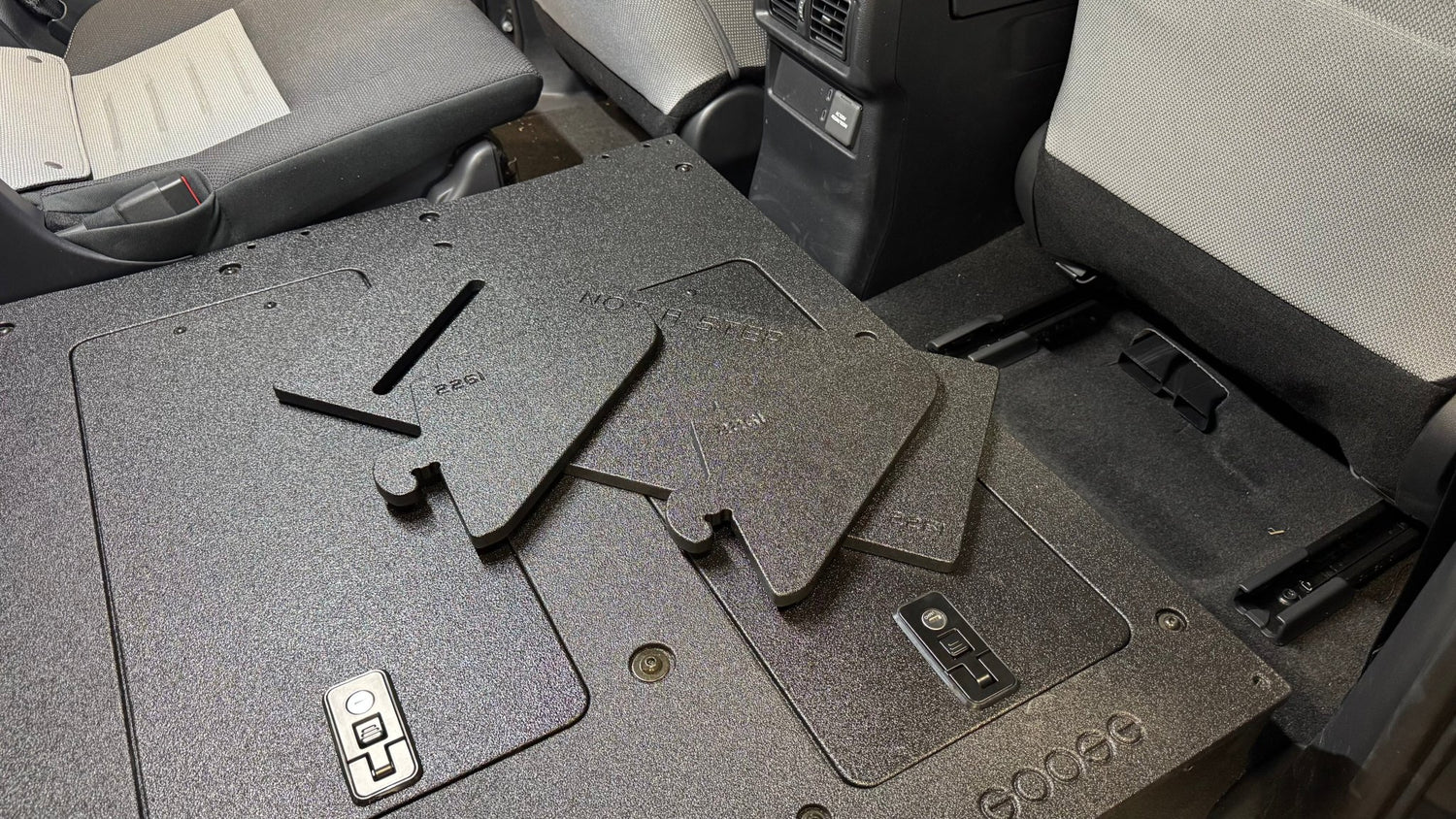 Goose Gear Toyota 4Runner 2025-2026 Seat Delete Plate System