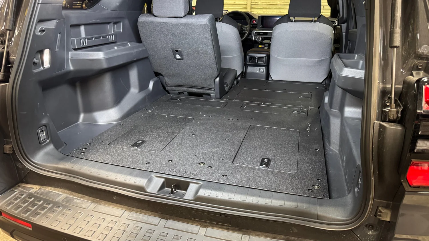 Goose Gear Toyota 4Runner 2025-2026 Seat Delete Plate System