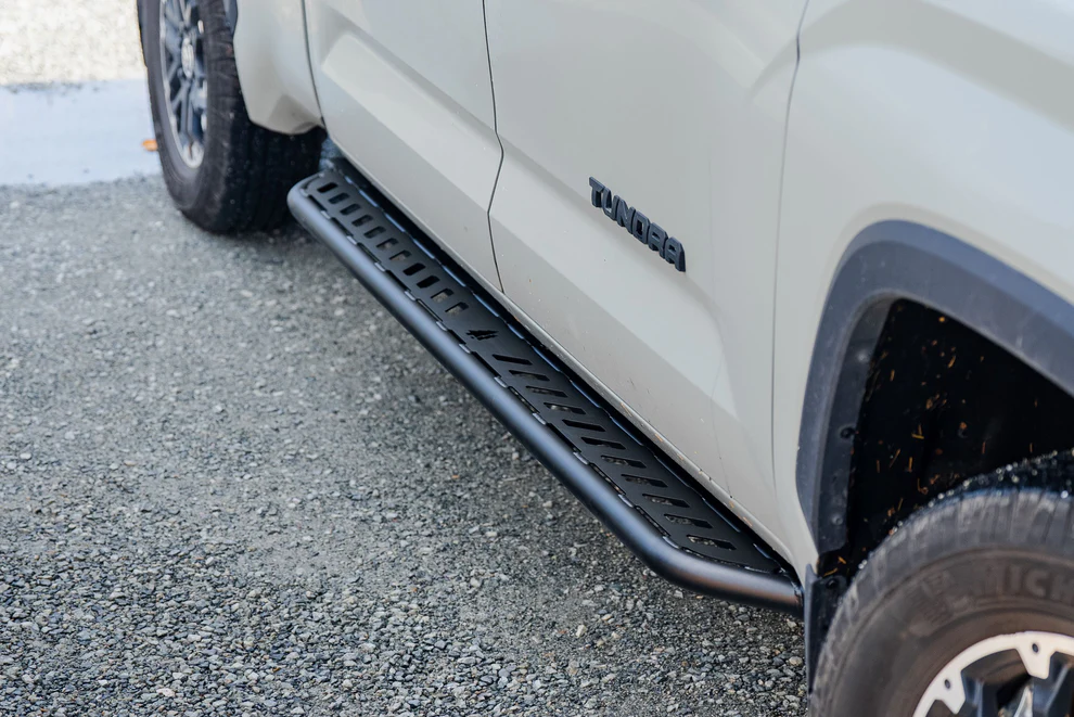 Greenlane 2022-2026 3rd Gen Tundra Aluminum Straight Sliders