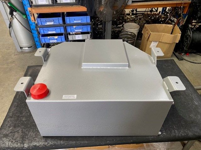 Long Range America Toyota Land Cruiser 75 Series Early Troopy (1985-1991) - 22.5 Gallon Auxiliary