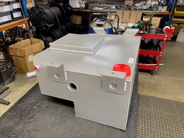 Long Range America Toyota Land Cruiser 75 Series Early Troopy (1985-1991) - 22.5 Gallon Auxiliary