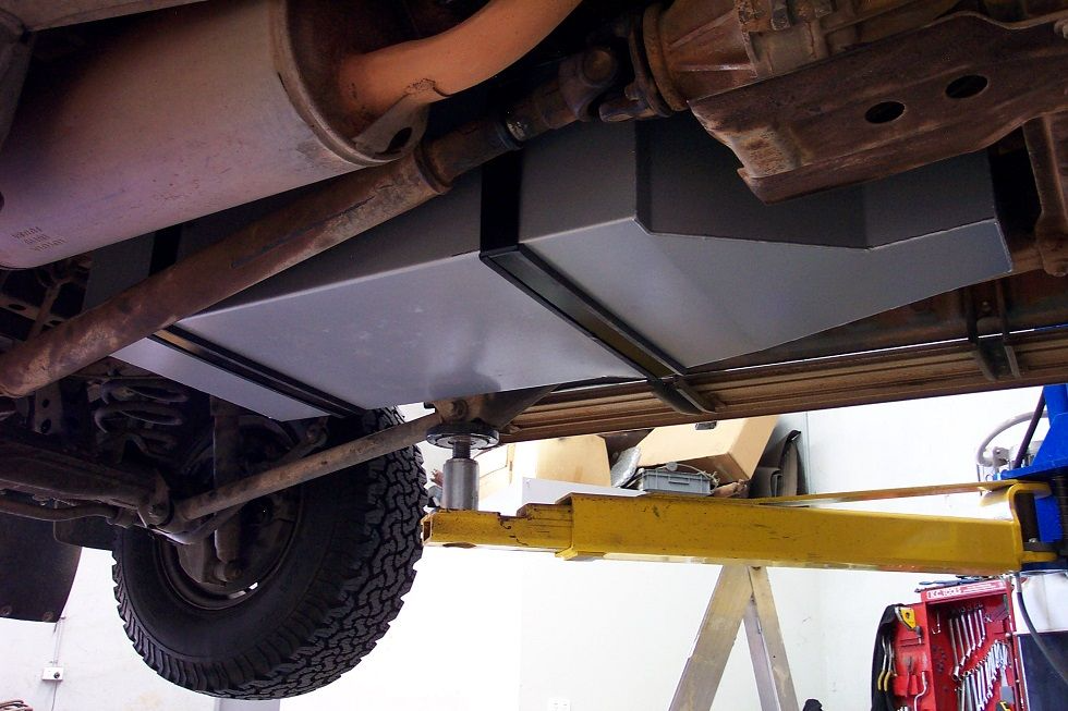 Long Range America Toyota Land Cruiser 80 Series (1990-1998) - 37 Gallon Replacement