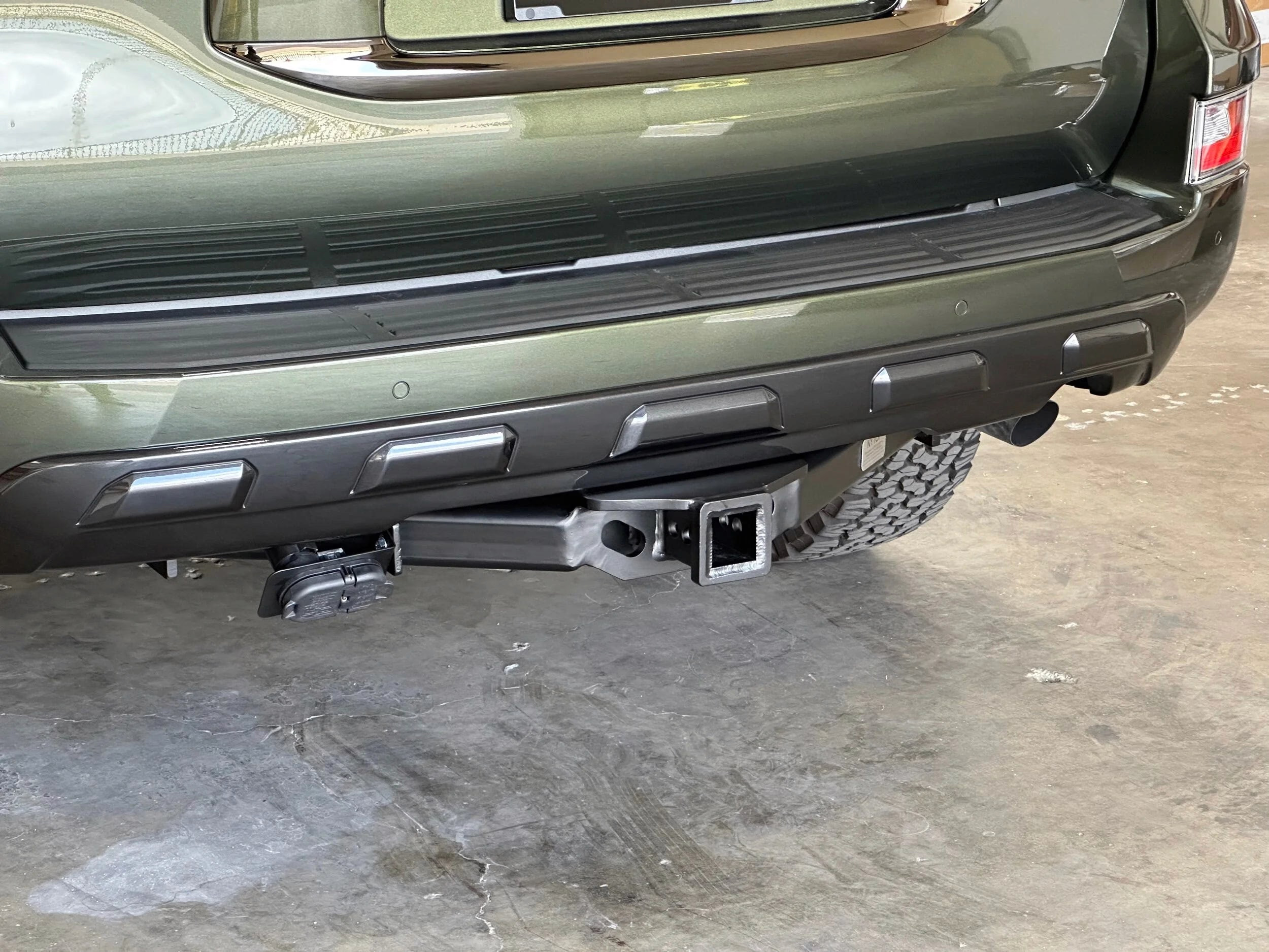 NYTOP 2010-2023 Lexus GX460 Rear Tow Hitch Receiver