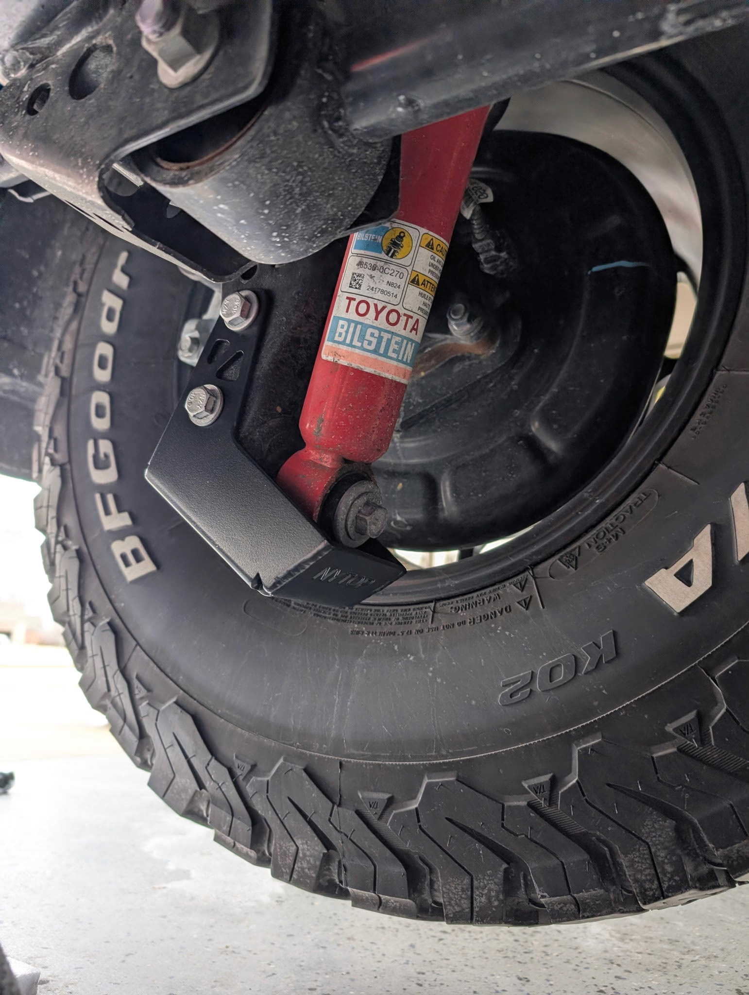 NYTOP 2022-2026 Toyota Tundra/2023-2026 Sequoia Rear Shock Mount Skid Plate Kit