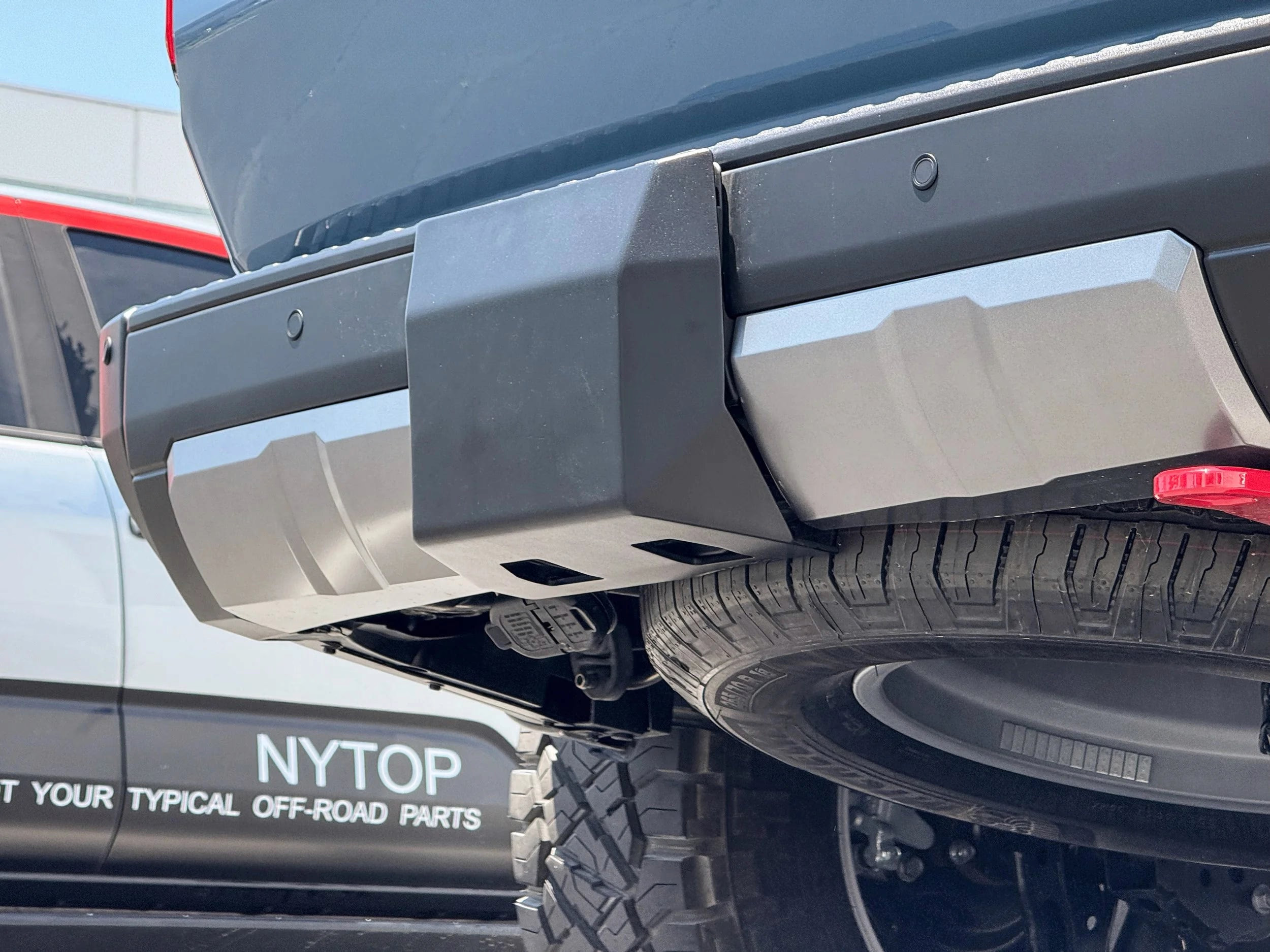 NYTOP 2024-2026 Toyota Land Cruiser Rear Hitch Skid Cover