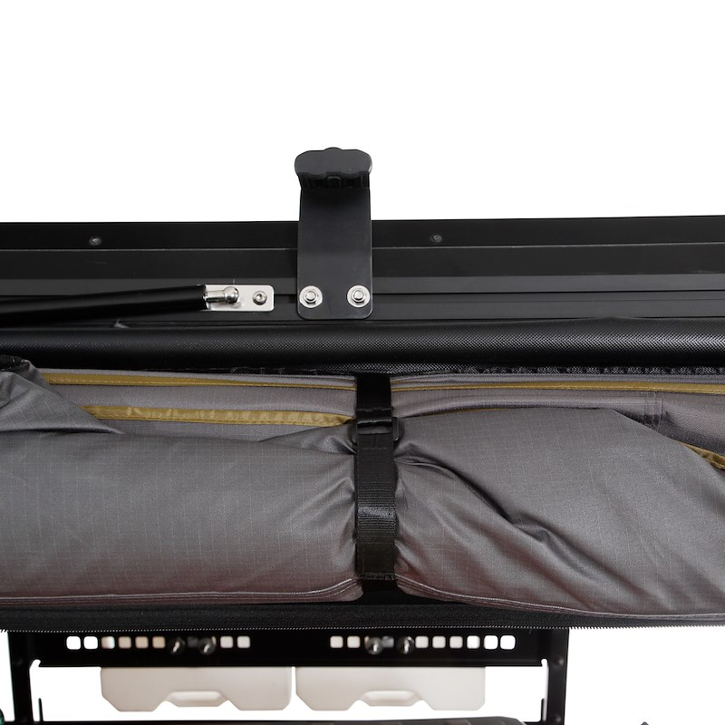 Overland Vehicle Systems HD Nomadic 180 LTE Awning