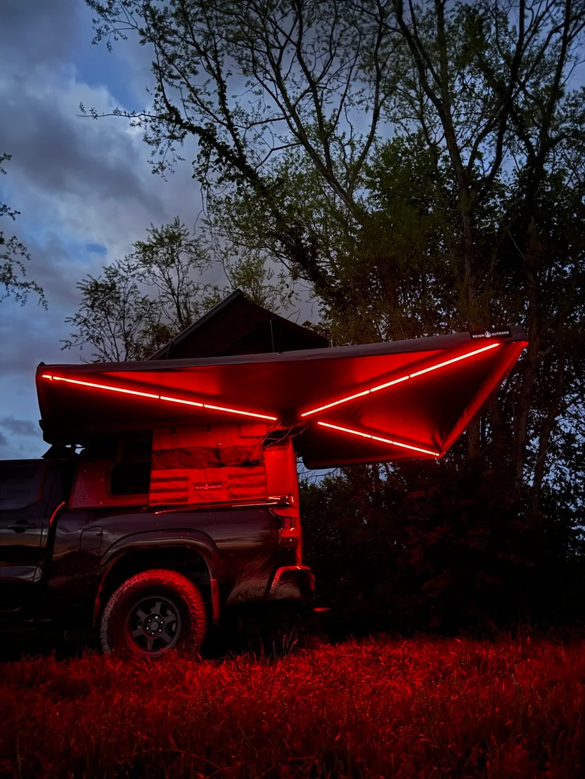 Reign Outdoor 270 FR + Awning