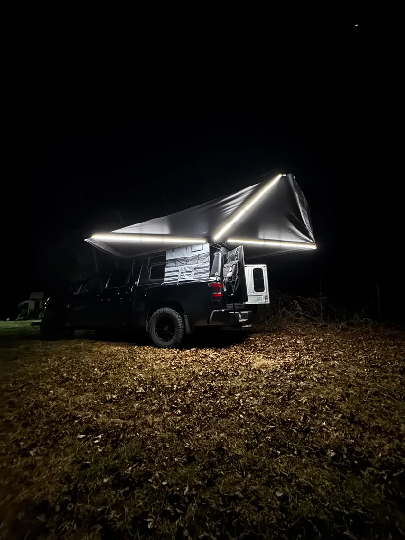 Reign Outdoor 270 FR + Awning