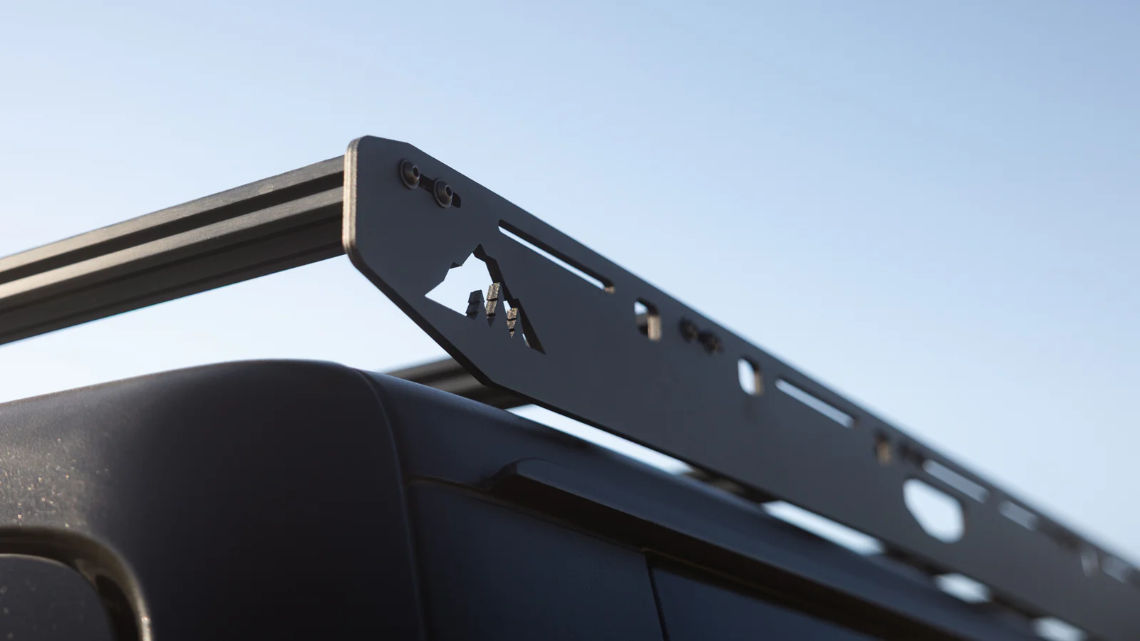 Sherpa The JT QDHD 2020-2025 Jeep Gladiator JT Roof Rack
