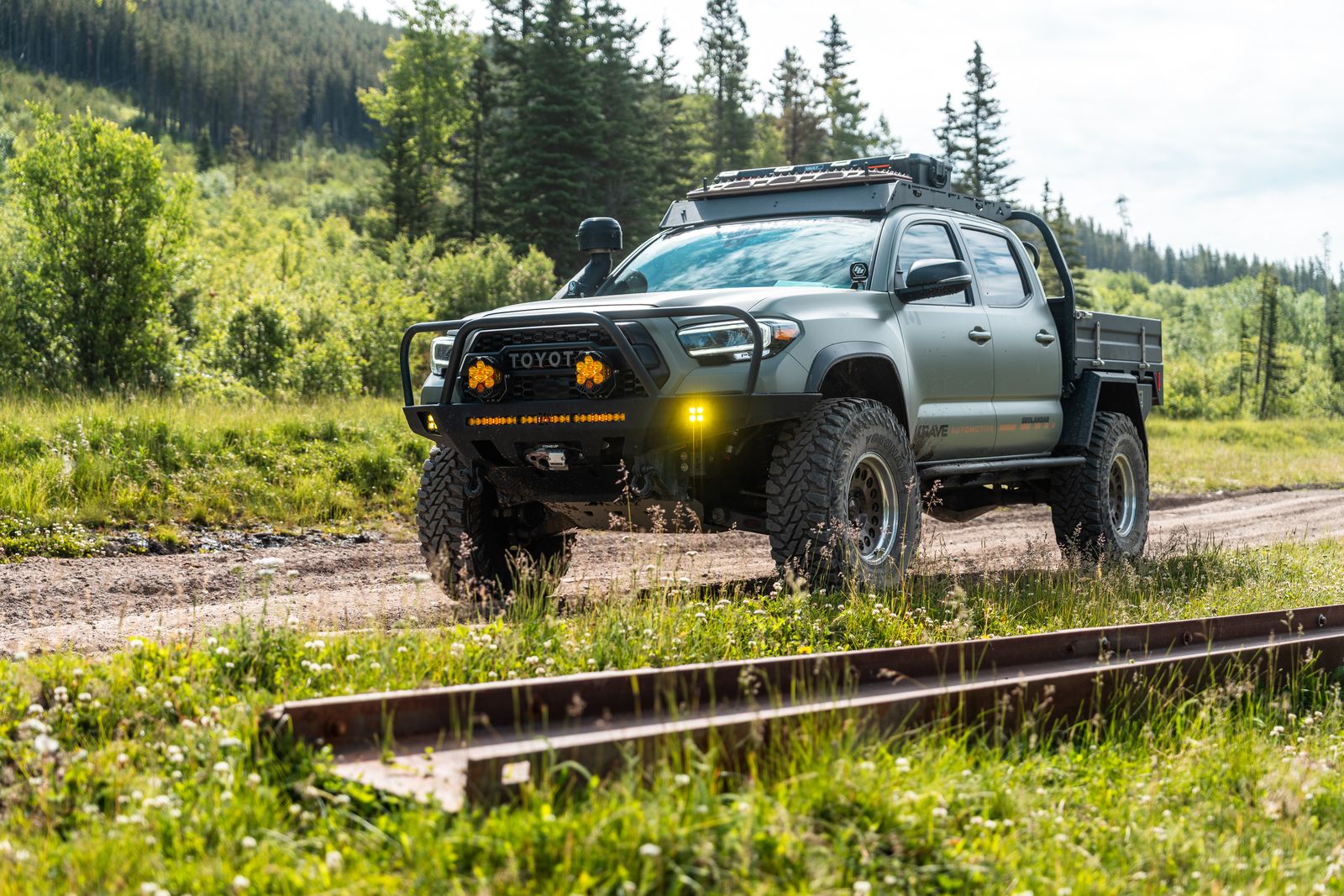 Summit Expedition Trucks 2016-2023 Toyota Tacoma 60" Tray 3