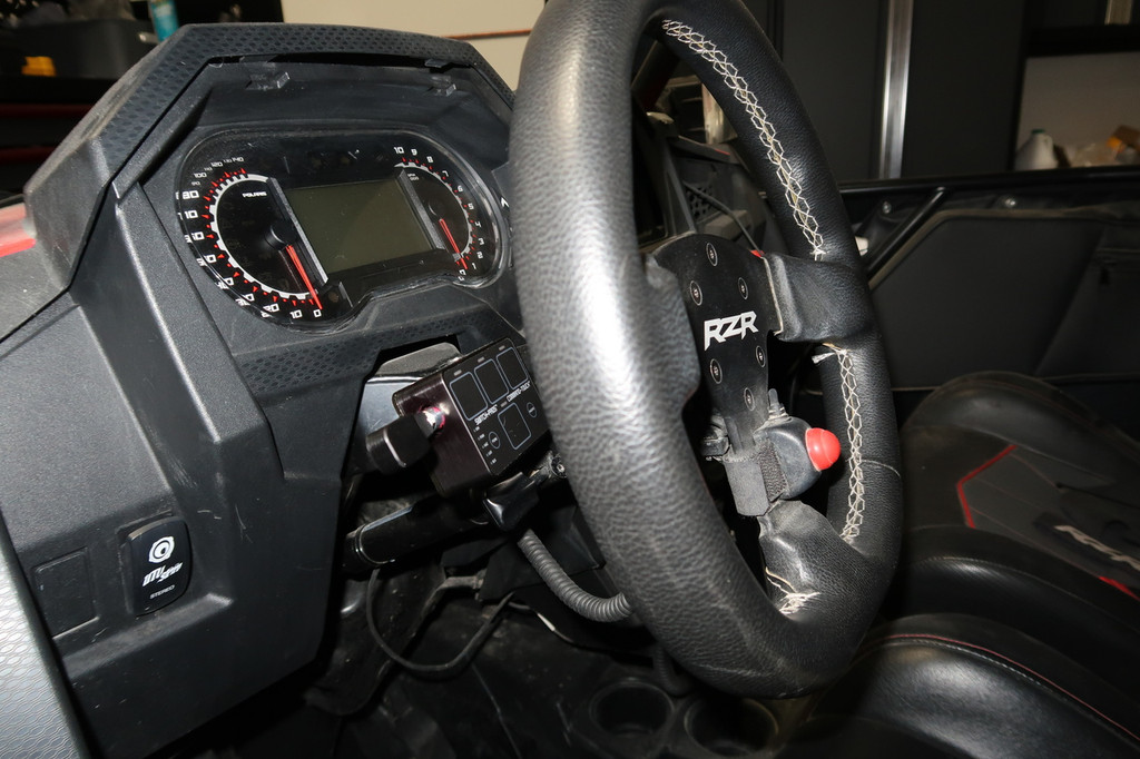 Switch-Pro Command-Touch CT4 Accessory Controller & GPS Turn Signal Kit - For 1.5" Steering Column