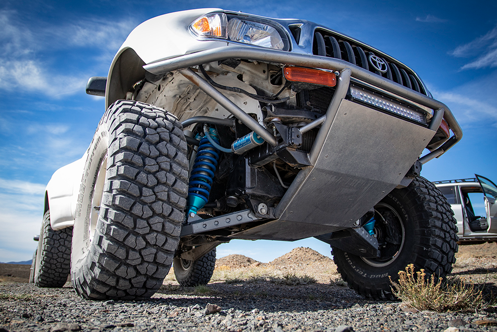 Total Chaos +3.5" Long Travel Kit - Bushing UCA - 1st Gen Tacoma