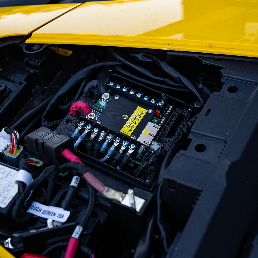 sPOD HD Steering Wheel Mount Kit - Can-Am Maverick R 2024