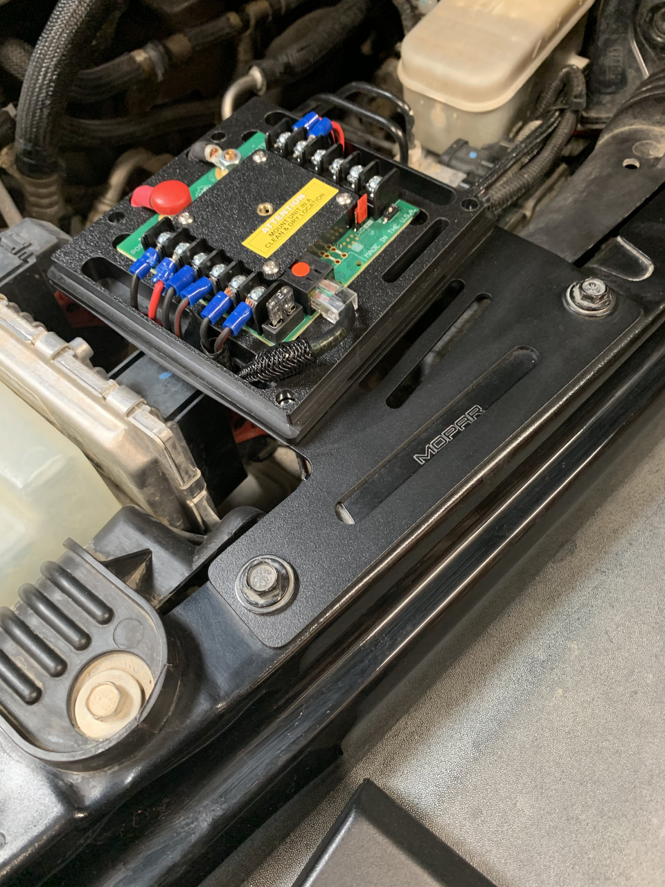 sPOD SourceLT - Jeep JK 2009-2018